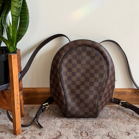 VINTAGE LOUIS VUITTON BACKPACK. - Picture 1 of 7
